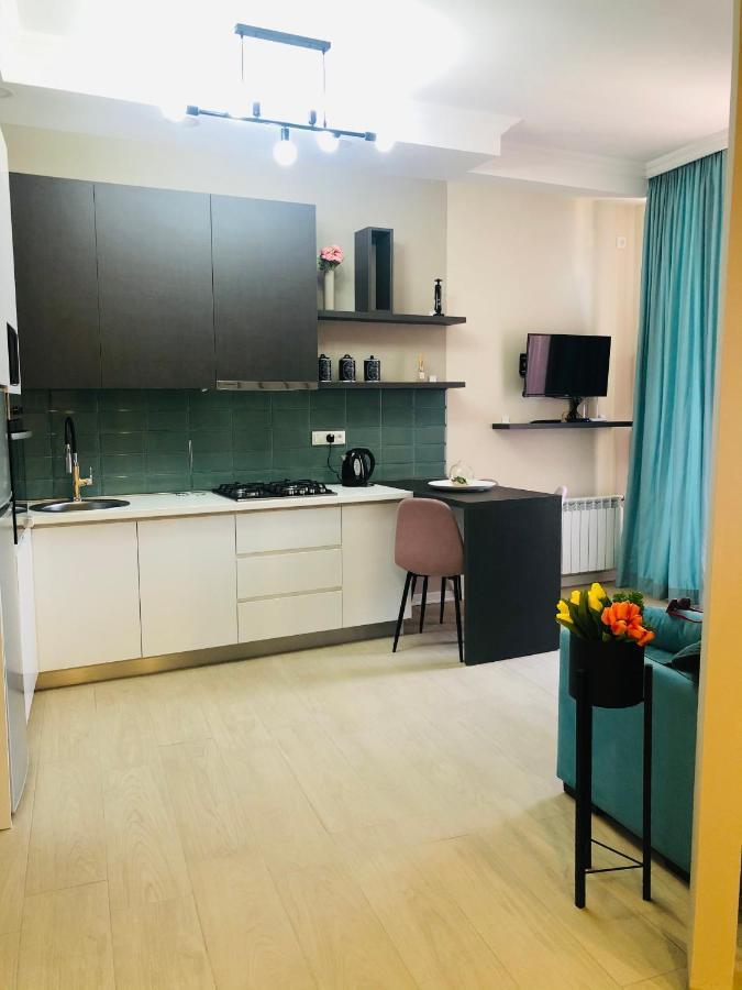 Apartamento Wellconect Kutaisi Exterior foto