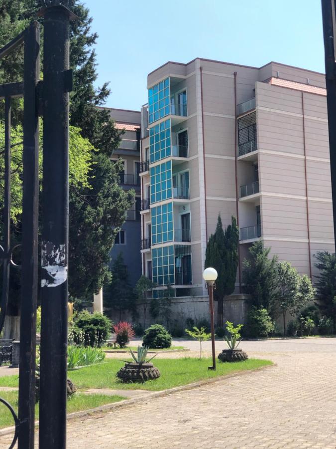 Apartamento Wellconect Kutaisi Exterior foto