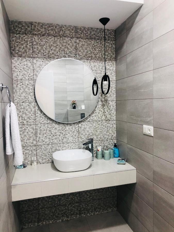 Apartamento Wellconect Kutaisi Exterior foto